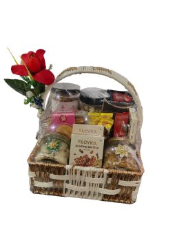 Hamper 29